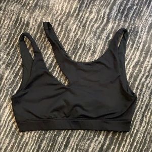 ALO YOGA Black Peak bra size M